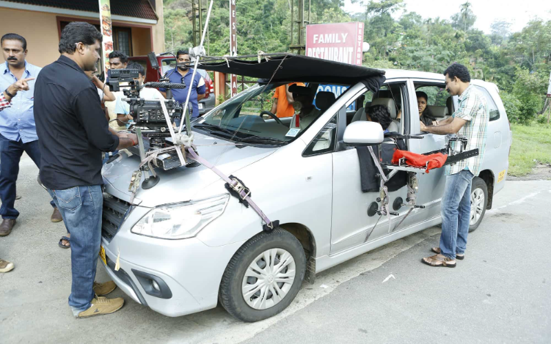 Munnar Flim shooting all types Cab rental available