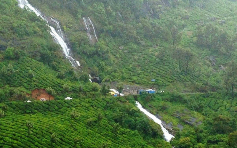 Theni to Munnar Cab Available